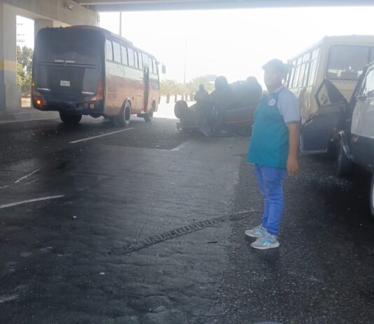 Punto Fijo| Vídeo| Colisión de cuatro vehículos dejó una lesionada