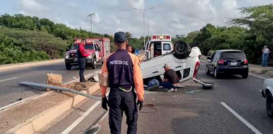 Municipio Carirubana| Colisión de vehículos dejó daños materiales