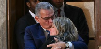 Enrique Márquez agradeció a Trump la invitación a su discurso anual Enrique Márquez agradeció a Trump la invitación a su discurso anual