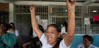 Excarcelan a 17 personas en la Zona 7