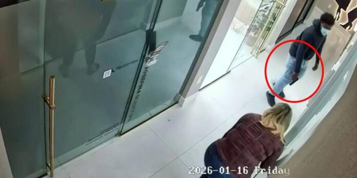 Miami-Hombre-le-disparó-expareja-salon-de-belleza Miami | Hombre le disparó a su expareja dentro de un salon de belleza