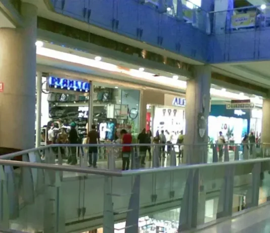 Miranda | Joven murió tras caer al vacío en el Centro Comercial Líder Miranda | Joven muere tras caer al vacío en el Centro Comercial Líder