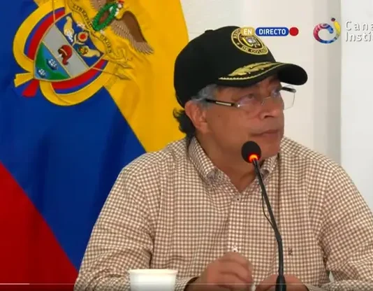 Presidente Petro denuncia nuevo intento de asesinato y complot Presidente de Colombia denuncia nuevo intento de asesinato y complot