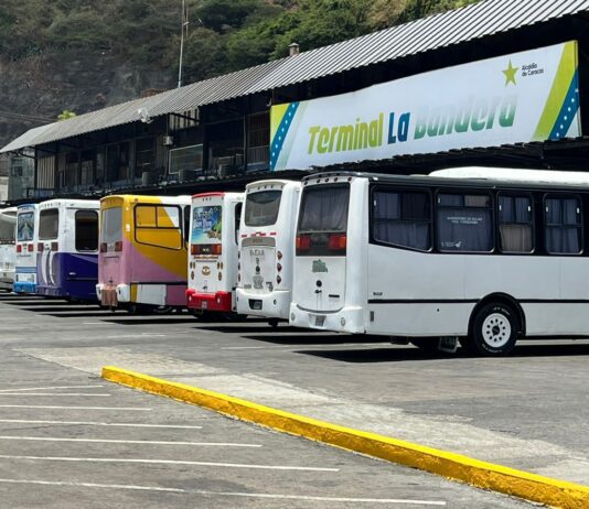 Semana Santa 2026: Estos son los permisos para viajar con menores de edad Semana Santa 2026: Estos son los permisos para viajar con menores de edad