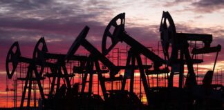 Trump: «Nosotros junto a Venezuela tenemos el 68 % del petróleo del mundo» Trump: "Nosotros junto a Venezuela tenemos el 68 % del petróleo del mundo"