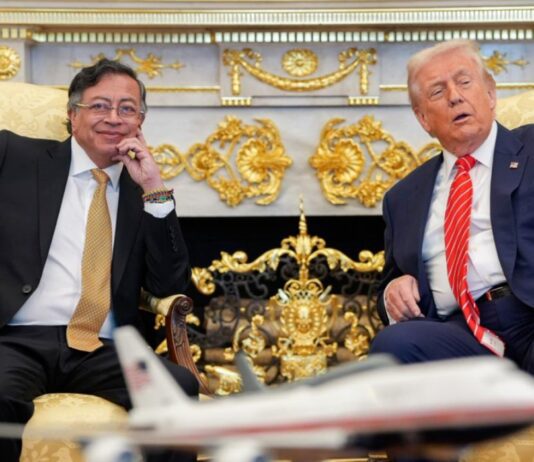 Trump y Petro sostienen reunión histórica en la Casa Blanca Trump y Petro sostienen reunión histórica en la Casa Blanca