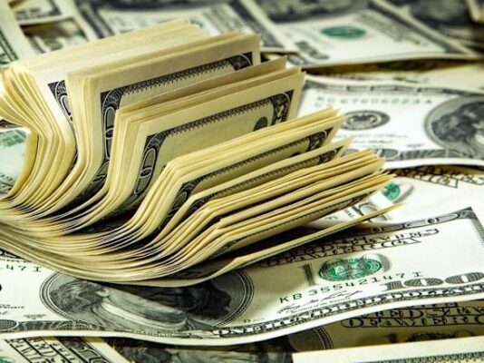 Bloomberg: Venezuela intensifica venta de dólares para apuntalar el bolívar Bloomberg: Venezuela intensifica venta de dólares para apuntalar el bolívar