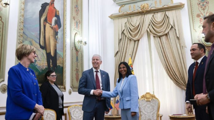 ¿Qué abarca la agenda a largo plazo entre Delcy Rodríguez y el Secretario de Energía de EEUU?