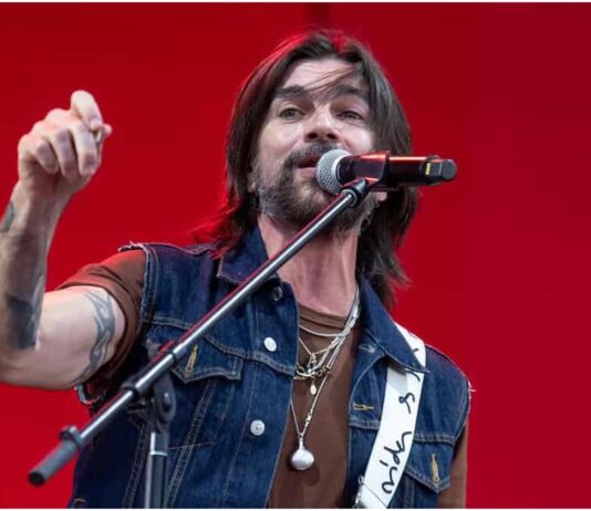 Juanes lanzará su décimo segundo álbum el próximo 6 de marzo Juanes lanzará su décimo segundo álbum el próximo 6 de marzo