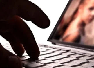 EEUU | Detenido anciano por posesión de pornografía infantil EEUU | Detenido anciano por posesión de pornografía infantil