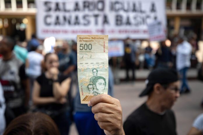 Aumento salarial: Este es el monto mínimo que propone la CTV