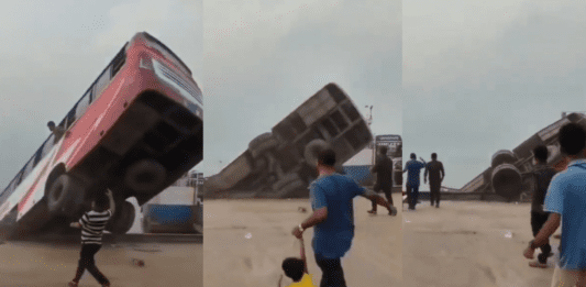 Bangladesh: múltiples muertos tras caída de autobús en el río Padma Bangladesh: múltiples muertos tras caída de un autobús en el río Padma