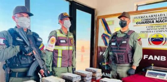 Municipio Silva| Incautan 26 panelas de cocaína