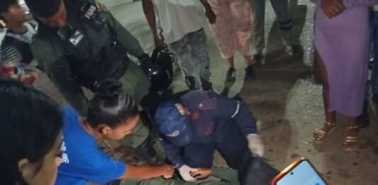 Coro| Colisión entre moto y carro dejó el siguiente resultado