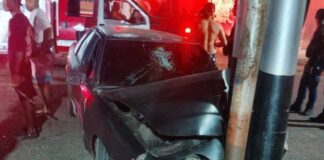 Punto Fijo| Conductor bajo los efectos del alcohol chocó con un poste