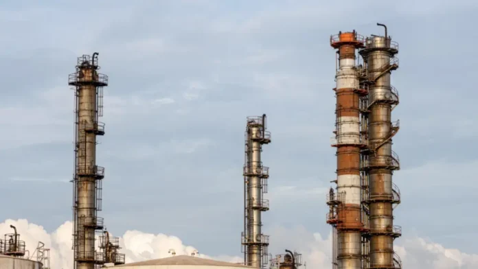 EEUU apuesta al petróleo venezolano para frenar alza de la gasolina tras conflicto en Irán