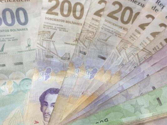 Fentrasep propone al Estado hacer “ajustes progresivos” del salario Fentrasep propone al Estado hacer “ajustes progresivos” del salario