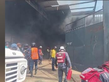 Municipio Silva| Incendio afectó tres unidades náuticas