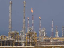 Irán cierra varios tramos del yacimiento de gas más grande del mundo tras bombardeo enemigo