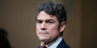 Jefe antiterrorismo de EEUU dimite tras desacuerdo con Trump sobre guerra en Irán Jefe antiterrorismo de EEUU dimite tras desacuerdo con Trump sobre guerra en Irán