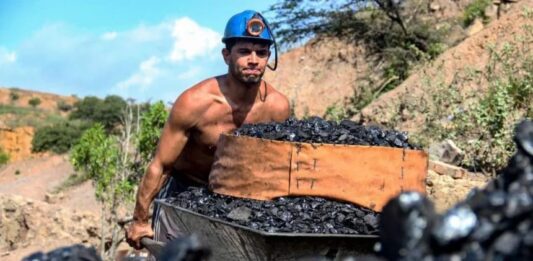 Washington quiere “ayudar a desbloquear la riqueza mineral” en Venezuela