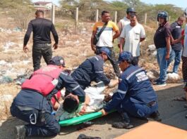 Coro| Vídeo| Motorizado quedó inconsciente en deslizamiento