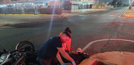 Punto Fijo| Motorizado se estrelló con un poste