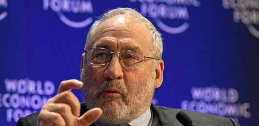 Nobel de Economía alerta que EEUU corre un alto riesgo de estanflación Nobel de Economía alerta que EEUU corre un alto riesgo de estanflación