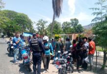 Carabobo| Colisión entre moto y vehículo dejó una PNB lesionada