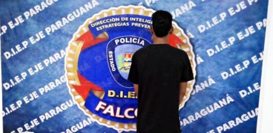 Punto Fijo| Celoso |Le partió el celular a su pareja y le pegó