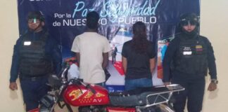 Coro| Detenida pareja por resistencia a la autoridad