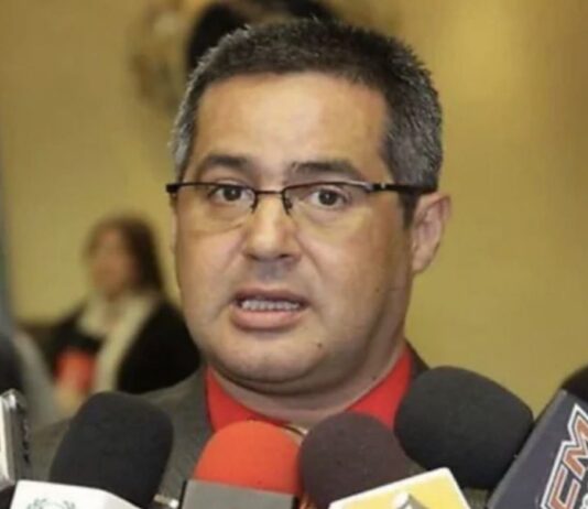 Destituyen a Giuson Flores, hermano de Cilia Flores como director del Saime