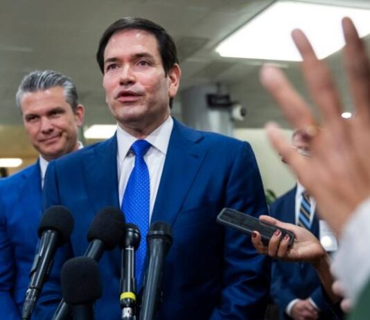 Senado de EEUU aprobó ley que exige a Marco Rubio presentar plan de transición para Venezuela