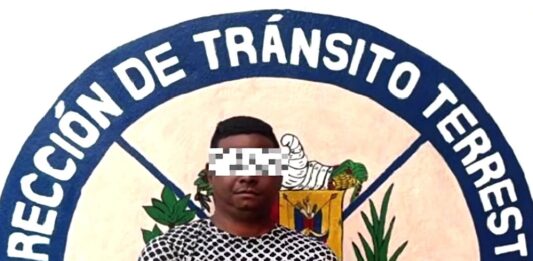 Suspenden por diez días a chofer por negarse a cobrar el pasaje preferencial