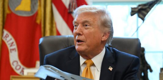 Trump: EEUU no necesita ayuda para reabrir el estrecho de Ormuz Trump afirma que EEUU no necesita ayuda para reabrir el estrecho de Ormuz