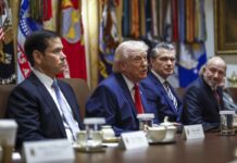 Trump bromea con competirle la Presidencia a Delcy Rodríguez Trump bromea con competirle la Presidencia a Delcy Rodríguez