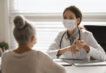 ¿Por qué los adultos mayores no se vacunan contra la fiebre amarilla? ¿Por qué los adultos mayores no se vacunan contra la fiebre amarilla?