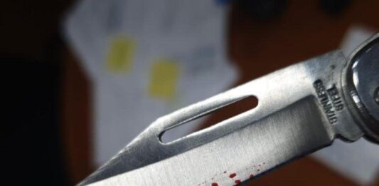 Coro| Lo cortaron con una navaja en una riña familiar