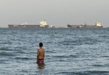 El petróleo se acerca a los 100 dólares por guerra en Medio Oriente El petróleo se acerca a los 100 dólares por guerra en Medio Oriente