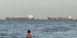 El petróleo se acerca a los 100 dólares por guerra en Medio Oriente El petróleo se acerca a los 100 dólares por guerra en Medio Oriente