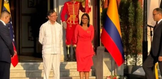 Delcy Rodríguez y Gustavo Petro llegaron a estos acuerdos