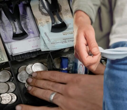 Panorama en el bolsillo de los venezolanos