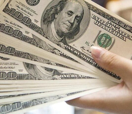 Arranca el pago de un nuevo bono para trabajadores activos y jubilados en Patria