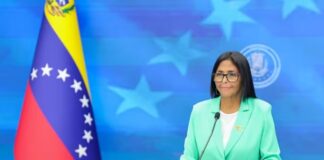 Delcy Rodríguez celebra apertura económica tras 100 días en el poder en Venezuela