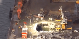 Desplome de andamio de 40 metros dejó varios obreros heridos y un desaparecido Desplome de andamio de 40 metros dejó varios obreros heridos y un desaparecido