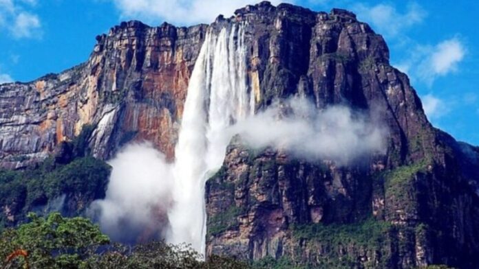 El Salto Ángel compite por el máximo galardón del turismo en Sudamérica