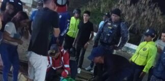 Coro| Motorizado chocó con un poste y se mató