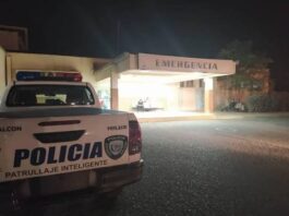 Los Rosales| Motorizado esquivó un bache y se fue al pavimento