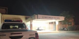 Los Rosales| Motorizado esquivó un bache y se fue al pavimento