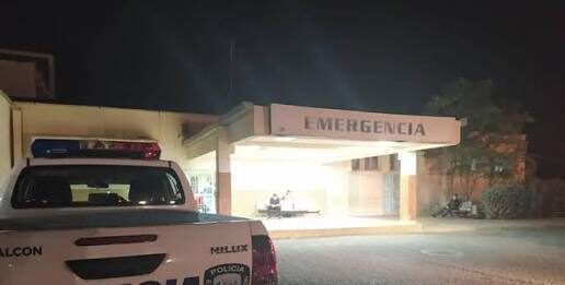 Los Rosales| Motorizado esquivó un bache y se fue al pavimento